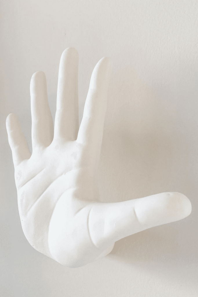 White Hand Apartment Details
